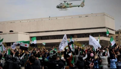 السوريون يحيون ذكرى تحرير سوريا..والمآذن ترفع التكبيرات