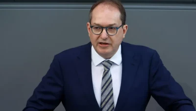 وزير الداخلية الألماني: السوريون المندمجون مرحب بهم في ألمانيا