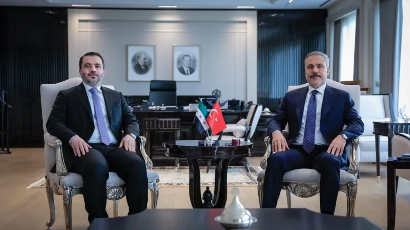اتصال بين...