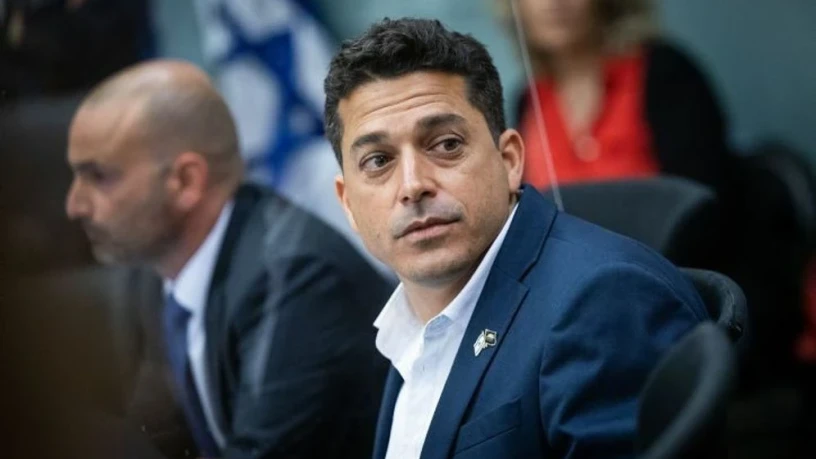 وزير في حك...