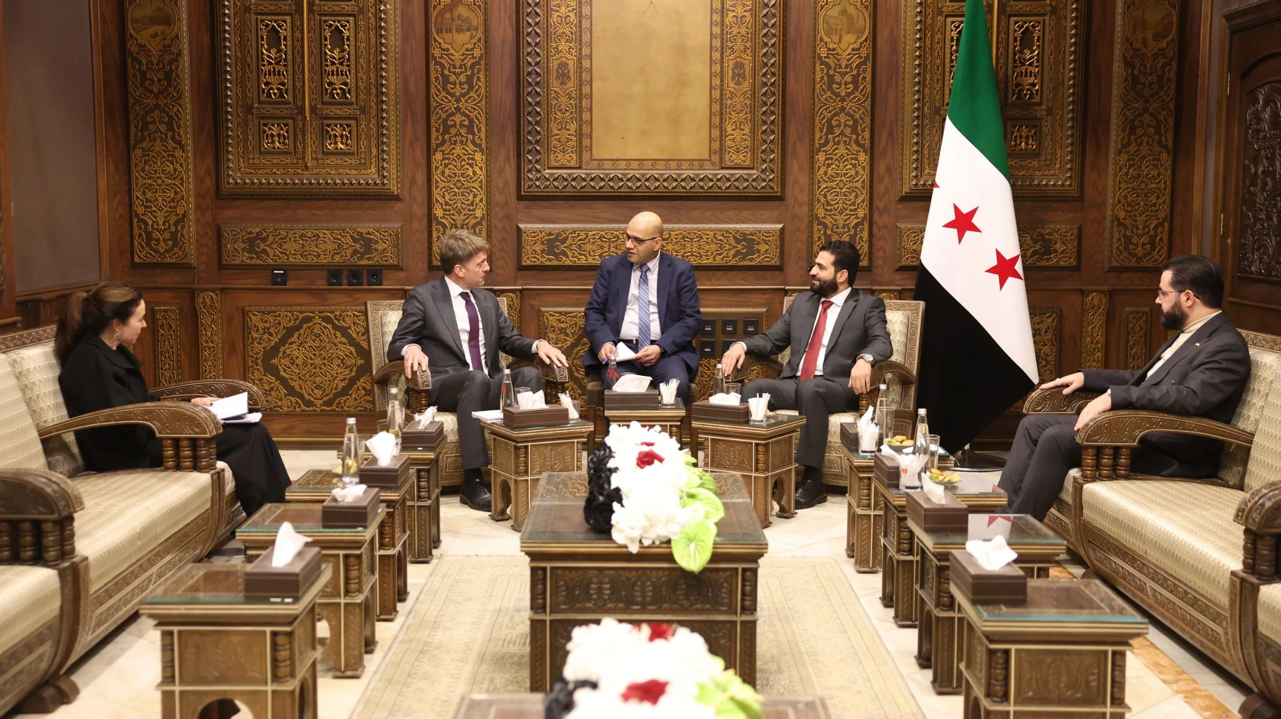 مباحثات سورية هولندية في دمشق حول أوضاع اللاجئين