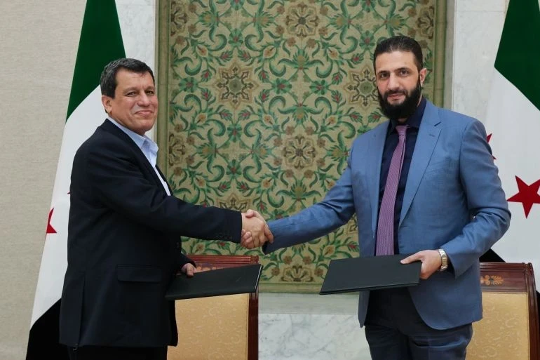 بحضور المبعوث الأمريكي: الرئيس الشرع يجتمع بعبدي في دمشق