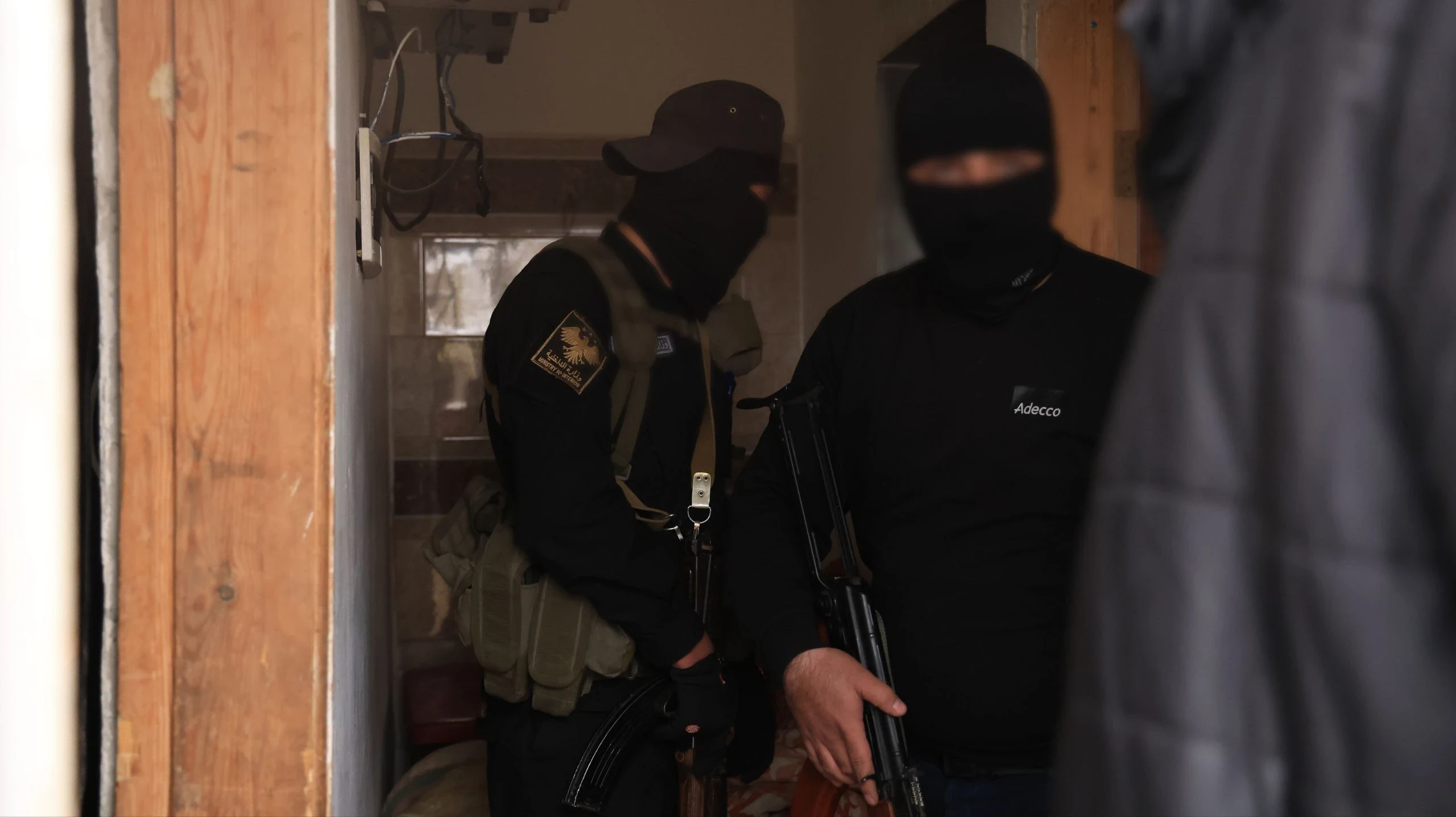 الأمن الداخلي يعتقل متزعم خلية لـ"داعش" بعملية مشتركة في ريف دمشق