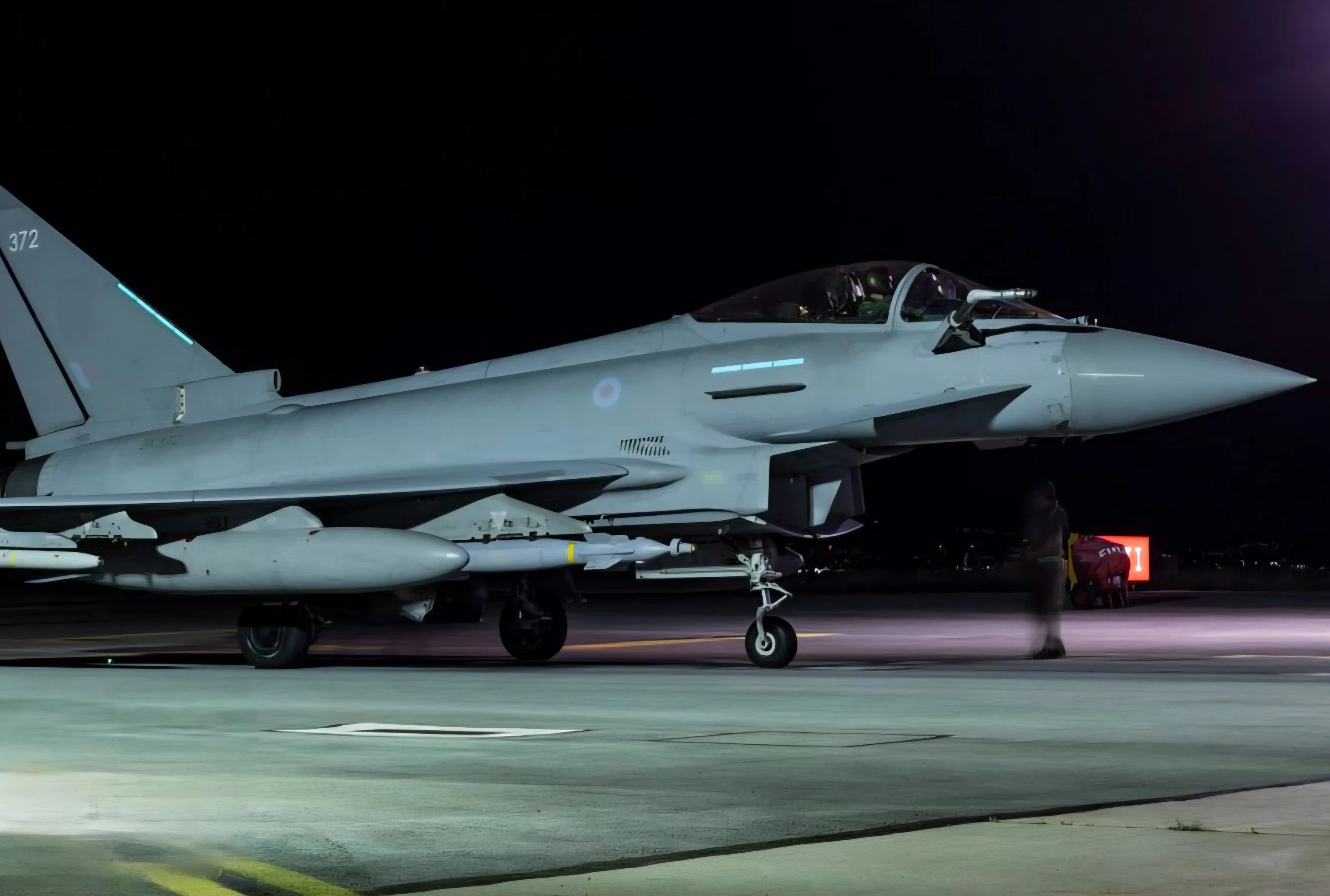 بريطانيا وفرنسا تنفذان غارة مشتركة على منشأة قرب تدمر