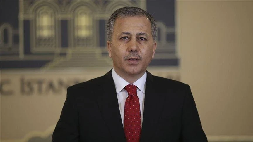وزير الداخلية التركي:  عودة 450 ألف سوري منذ سقوط الأسد