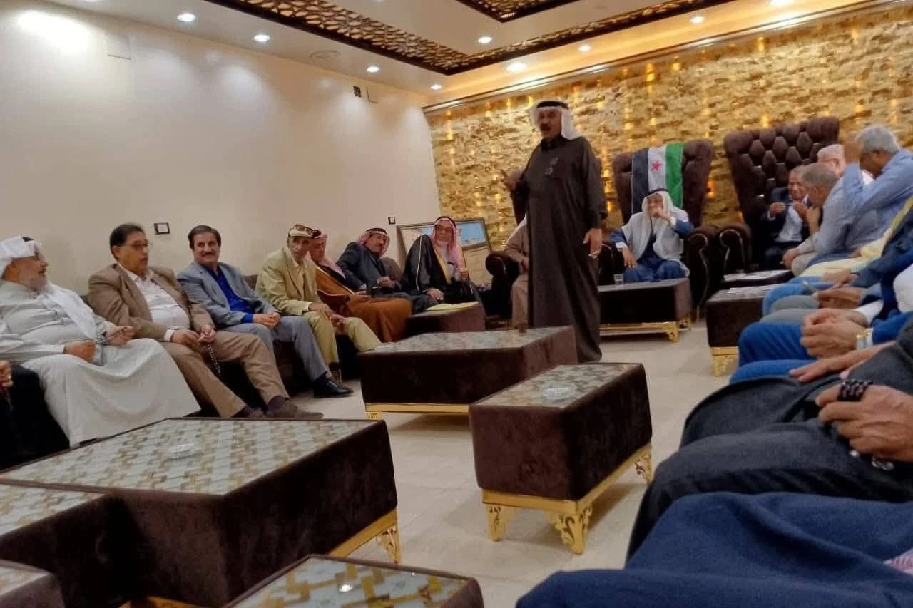 الحسكة: قبيلة طيء ترفض مناهج "ب ي د" وتتمسك بالمنهاج الحكومي