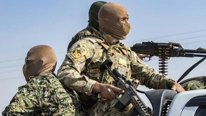 "ب ي د" تستولي على ستة منازل في الرقة وتوزعها على عائلات عناصرها