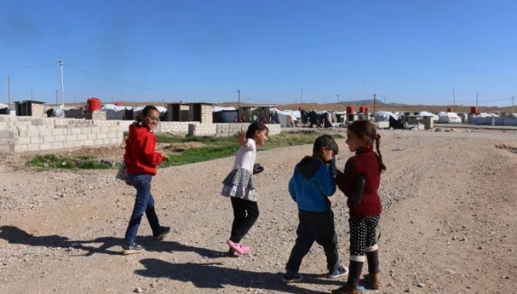 فرنسا تعتزم استعادة الأطفال الفرنسيين دون أمهاتهم من سوريا