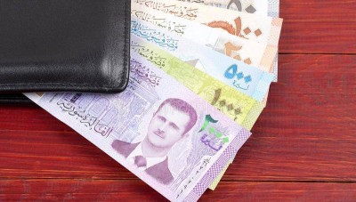 مواصلة الانهيار.. سعر صرف الليرة السورية أمام الدولار اليوم الثلاثاء 16 آب