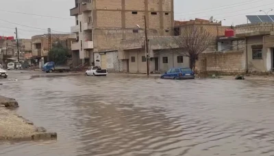 أمطار غزيرة وسيول في الحسكة تتسبب بانقطاع طرق وتضرر منازل طينية