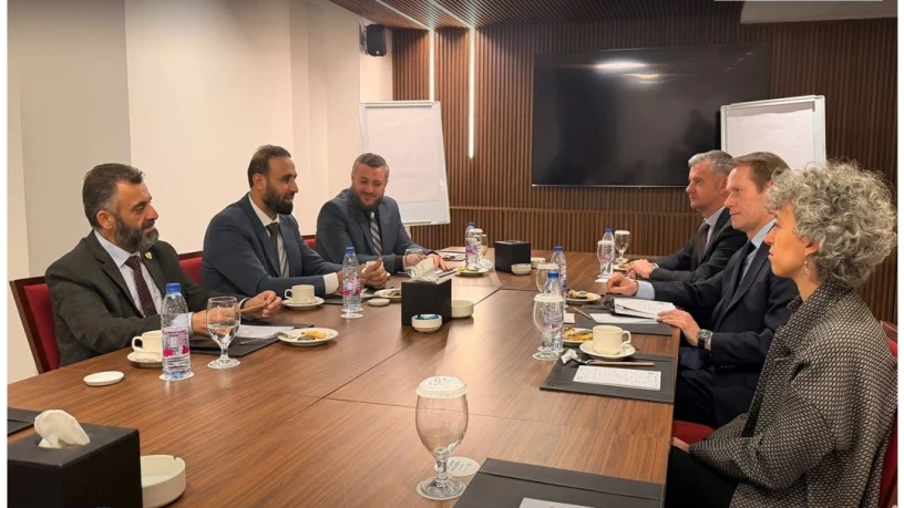 مباحثات سو...