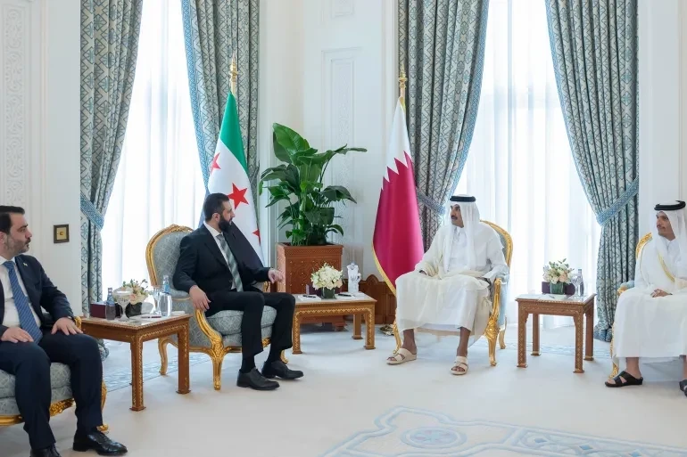 رويترز: موافقة أمريكية على تمويل قطري لرواتب الموظفين بسوريا