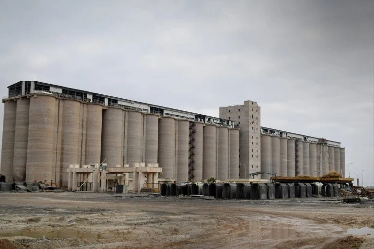 استعدادات مبكرة لموسم القمح في الحسكة عبر تأهيل الصوامع