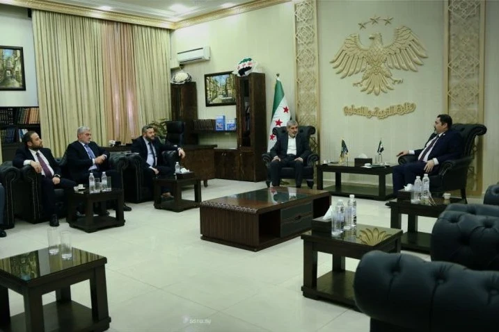 وزير التربية والوفد الرئاسي يبحثان خطوات دعم الاستقرار التعليمي في المحافظات الشرقية