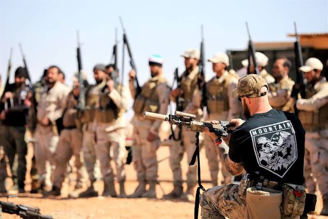 البنتاغون يؤكد القصف الروسي على التنف