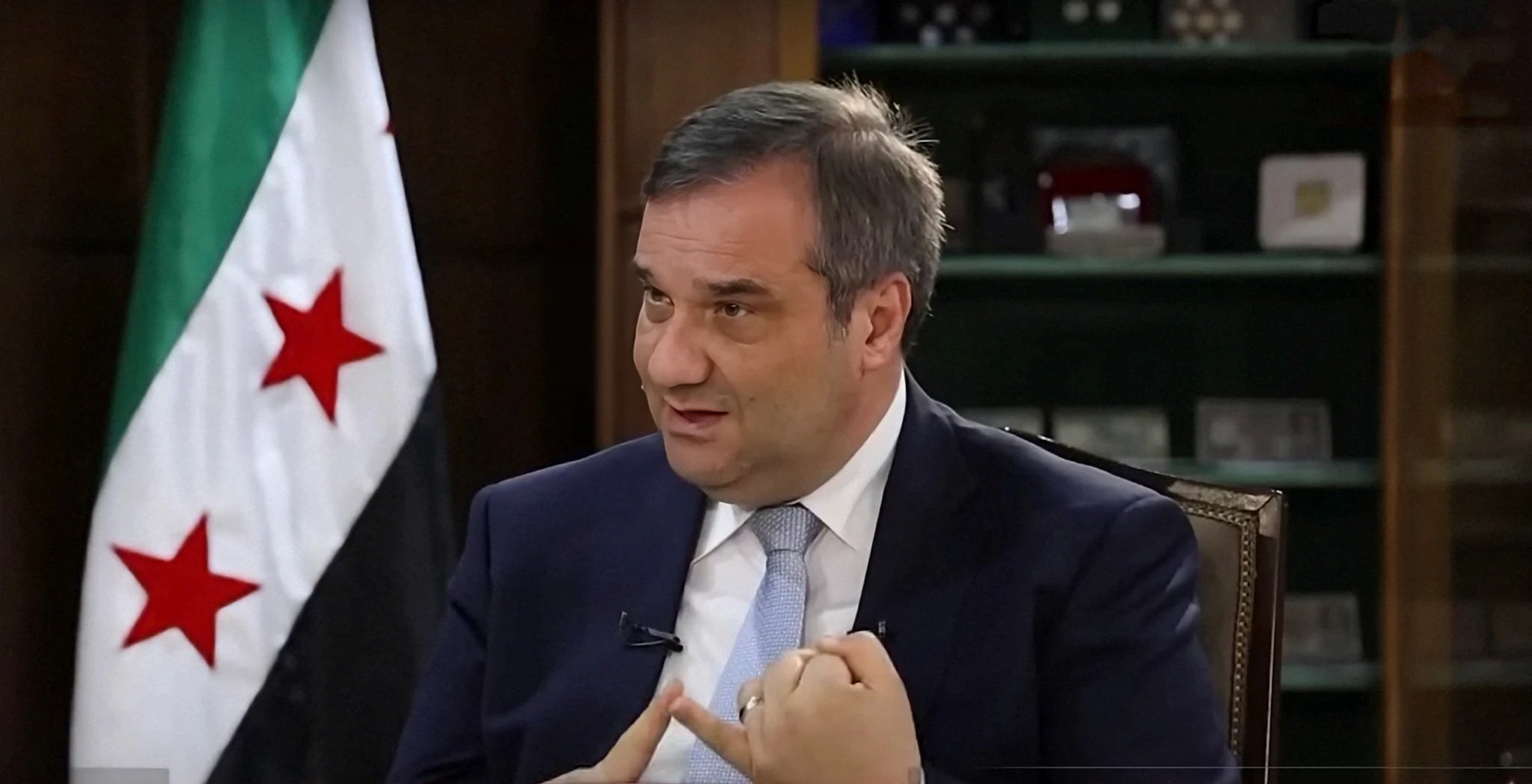 حاكم مصرف سوريا: رفع العقوبات الأوروبية والأمريكية خطوة مفصلية نحو الاستقرار المالي