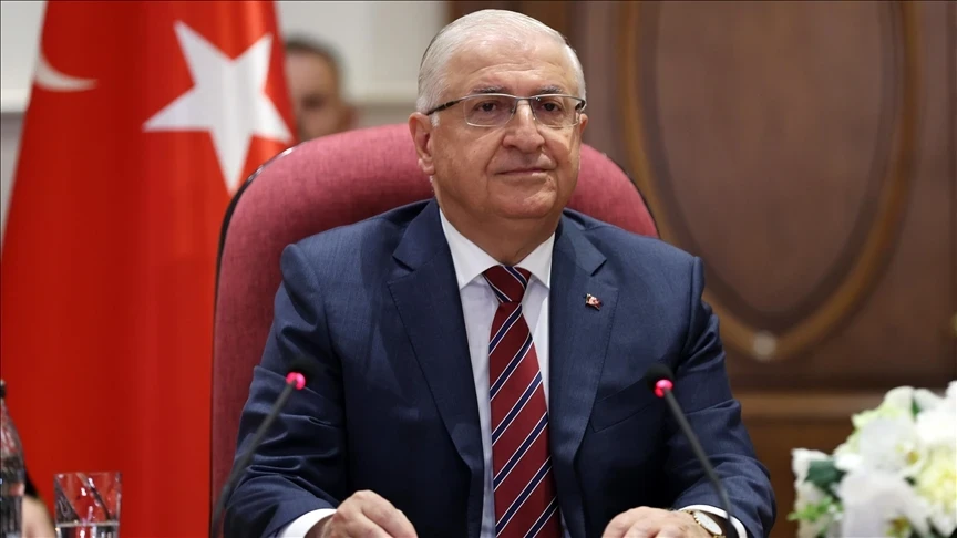 وزير الدفاع التركي يؤكد عدم السماح  بتجذر "قسد" في سوريا