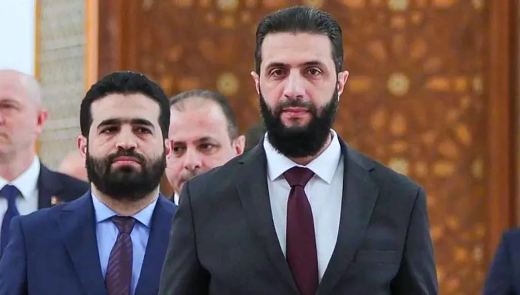 تقرير: مساعٍ أميركية لرفع العقوبات الدولية عن الرئيس السوري أحمد الشرع ووزير داخليته