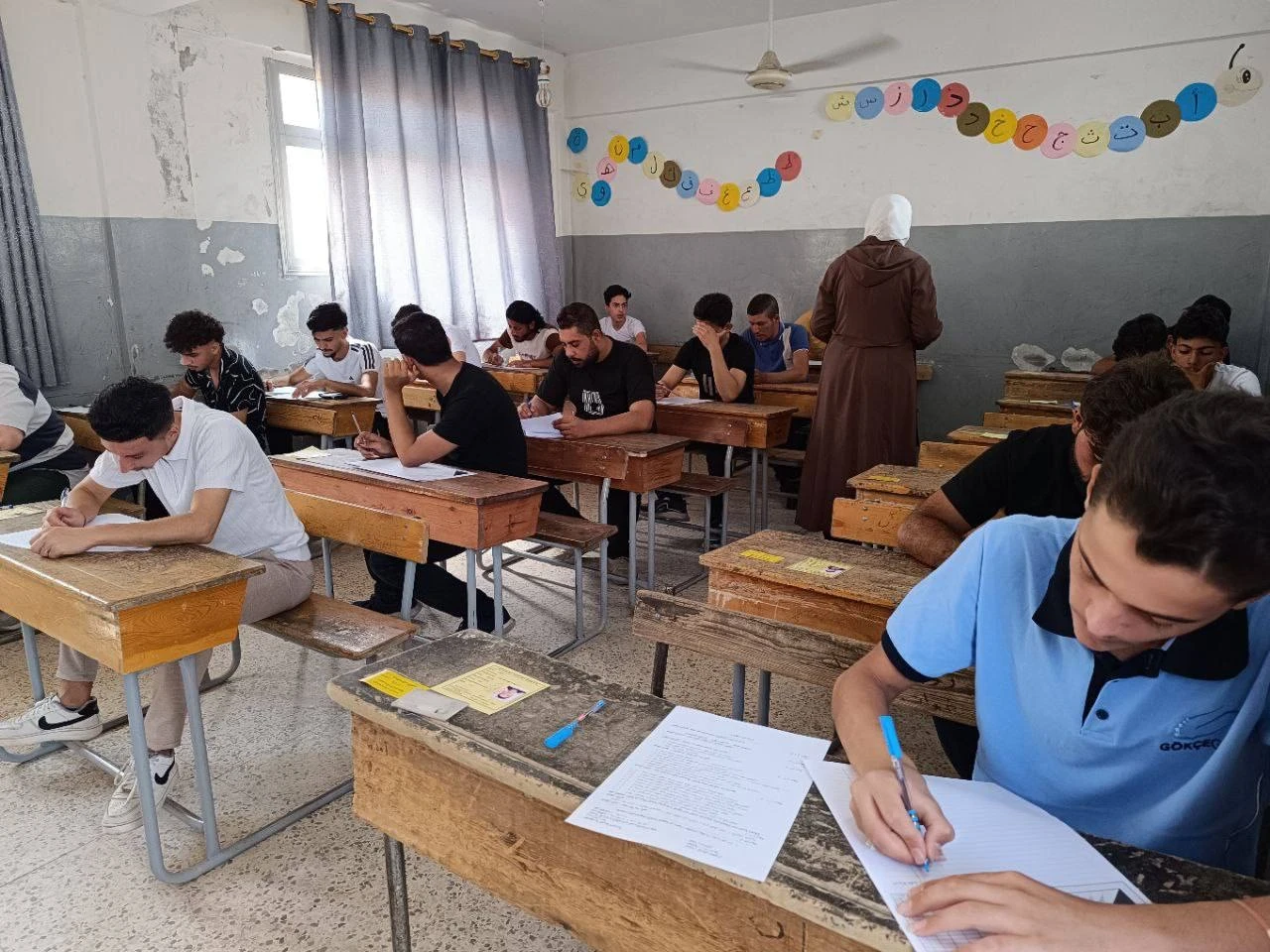 انطلاق امتحانات الثانوية المهنية الزراعية والبيطرية في دير الزور