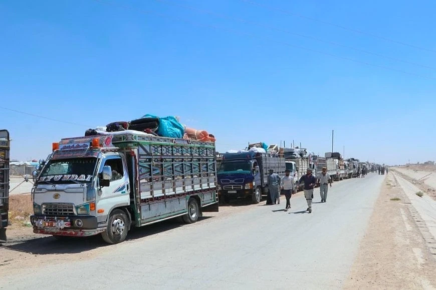 إلى ديرالزور.. 46 عائلة تغادر مخيم العريشة في الحسكة