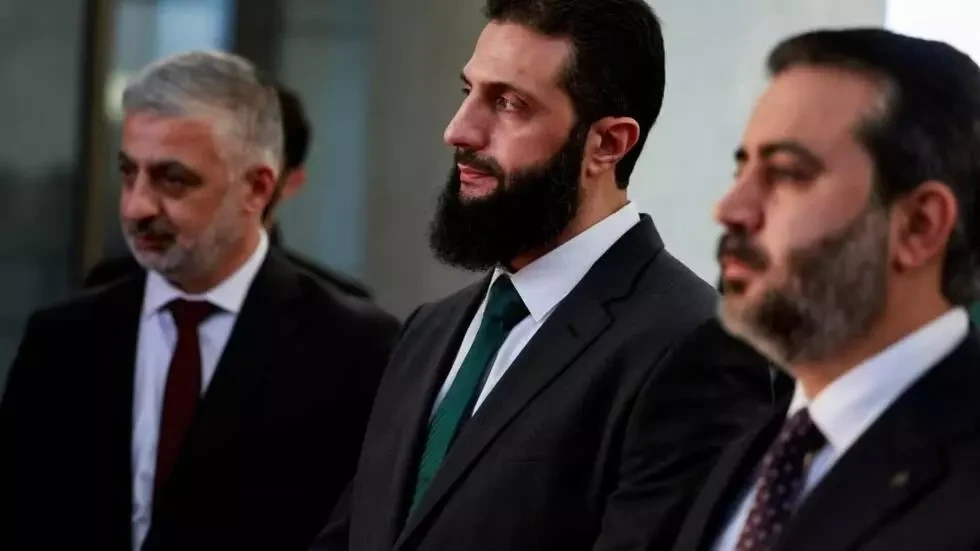 رويترز: خطة سورية لعقد لقاء بين الشرع وترامب تتضمن برجًا في دمشق و”وفاقًا” مع إسرائيل
