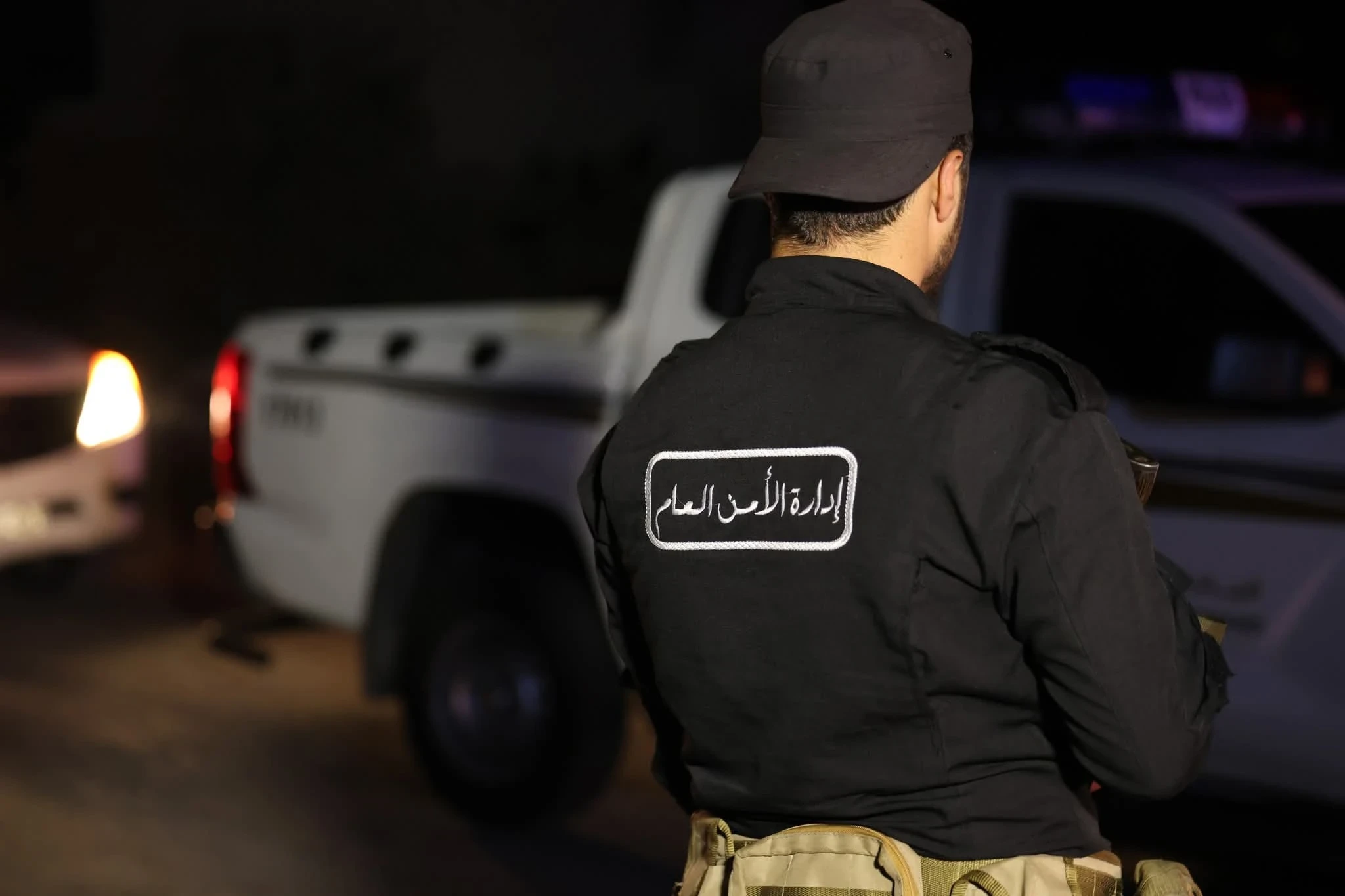 طرطوس: الأمن يضبط ترسانة مخفية داخل منزل مطلوب فارّ