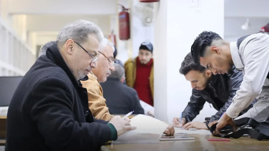 أكثر من 38 ألف طالب يتقدّمون لامتحانات التعليم الأساسي والثانوي في دير الزور
