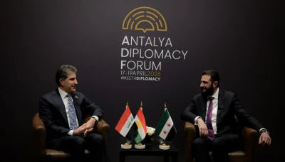 تركيا: الشرع يلتقي نيجرفان بارزاني على هامش منتدى أنطاليا