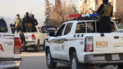 الداخلية السورية تعلن تفكيك خلية وضبط ترسانة أسلحة في حمص