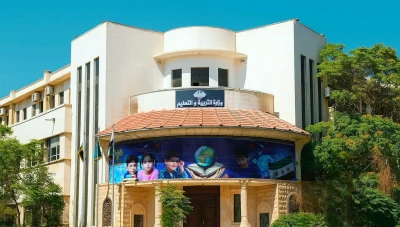 التربية السورية تعترف بعشرات المدارس الافتراضية