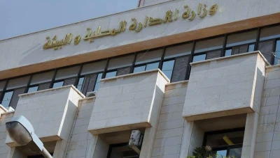 وزارة الإدارة المحلية تبدأ مقابلات إعادة تقييم للموظفين المفصولين