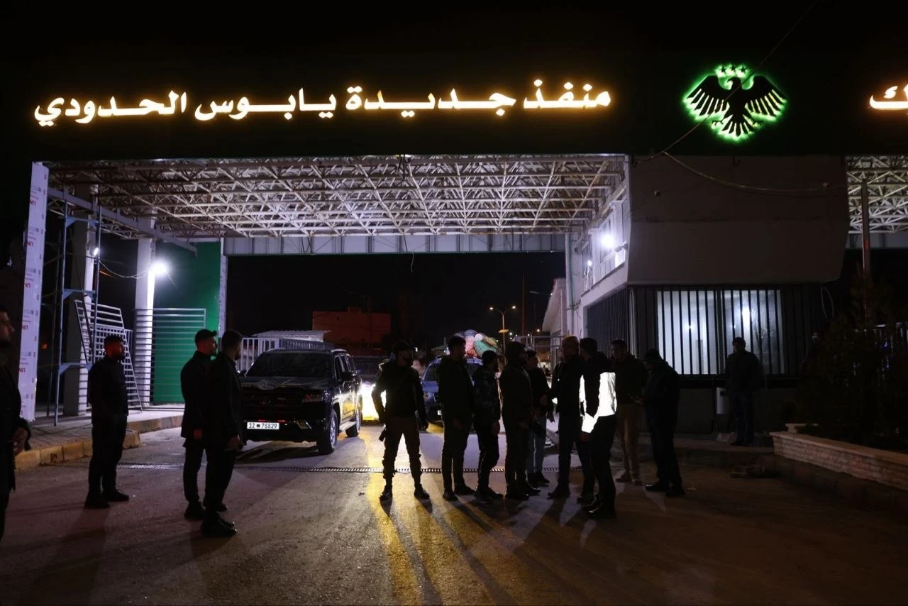 سوريا تغلق معبرها الحدودي مع لبنان