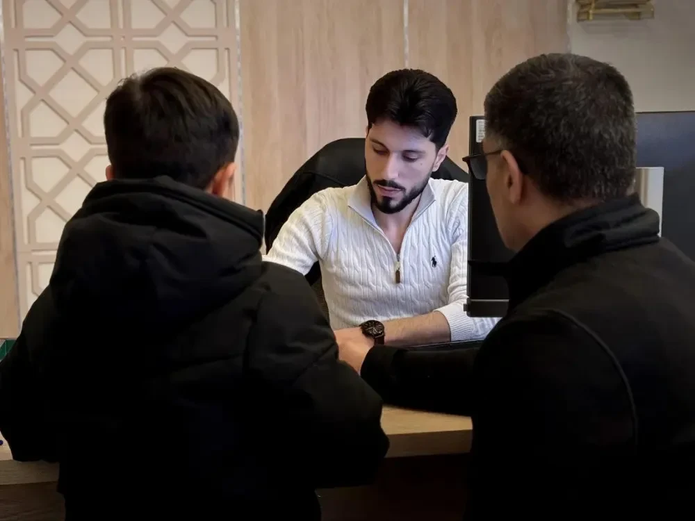 القنصلية السورية في بون تنجز أكثر من 500 معاملة يومياً بعد شهر من افتتاحها