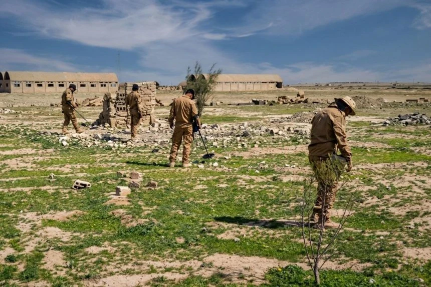 إزالة الألغام تمهيداً لإحياء خط "كونوكو" في دير الزور