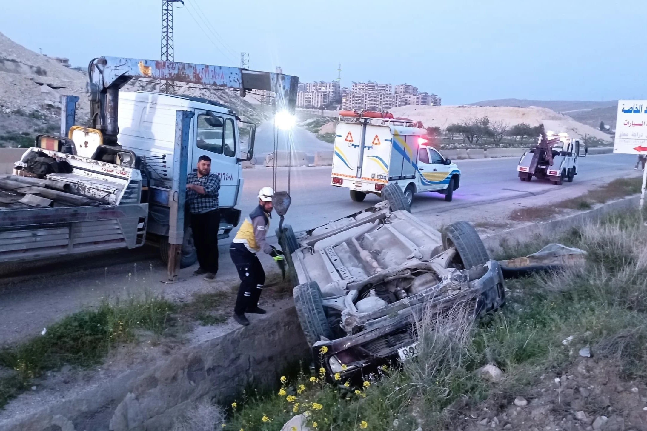 الدفاع المدني: وفاة خمسة أطفال وإصابة 16 مدنياً في حرائق وحوادث سير