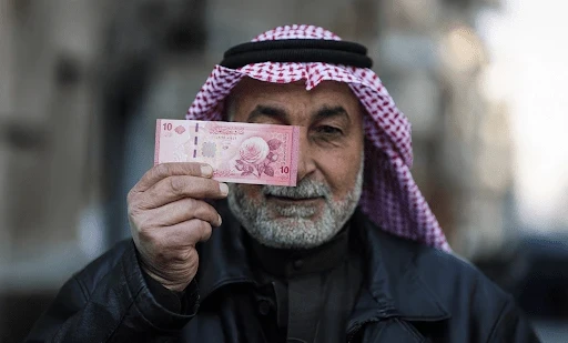 المركزي السوري يمدد استبدال العملة شهراً إضافياً حتى نهاية حزيران