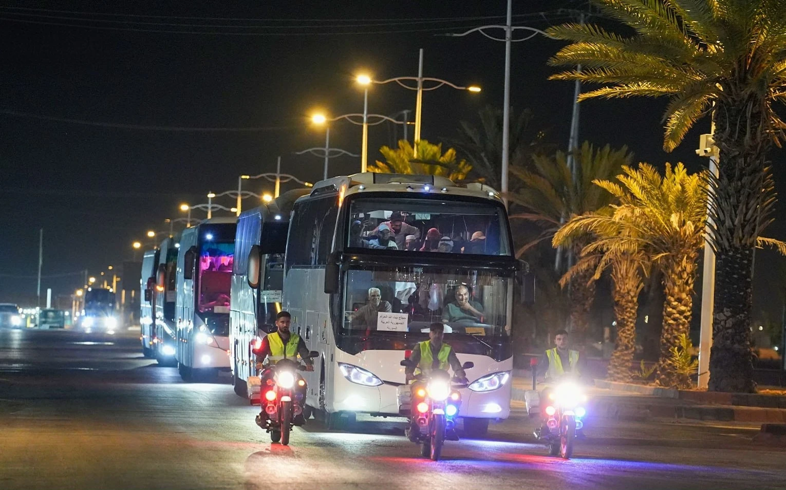 معبر نصيب..وصول دفعتين من الحجاج السوريين