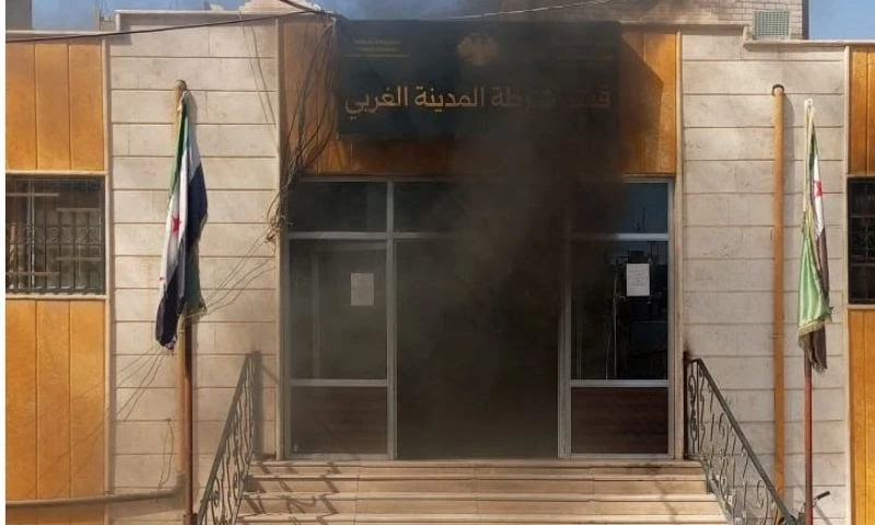 حريق في سجن دير الزور ..والأمن ينقل النزلاء