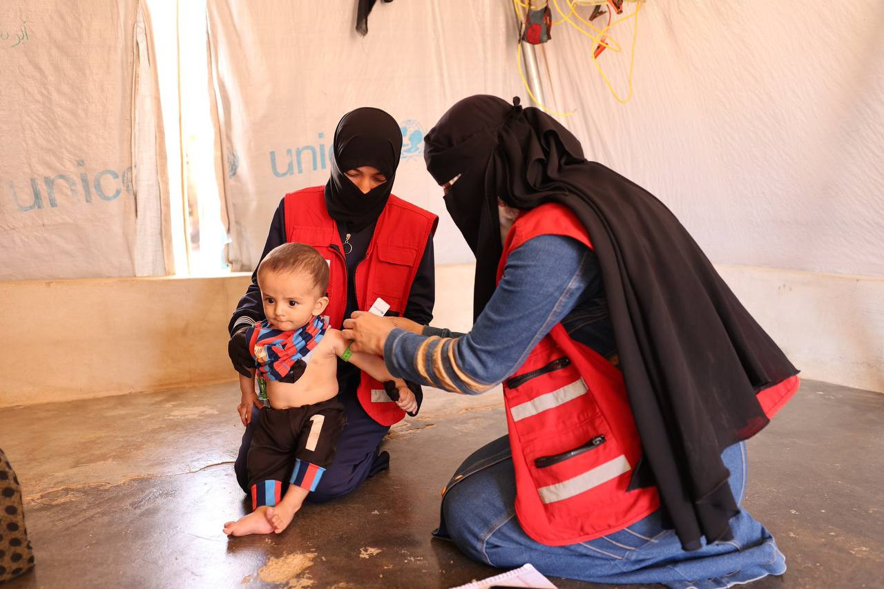 الهلال الأحمر القطري: الآلاف استفادوا من برامج التغذية شمال غرب سوريا