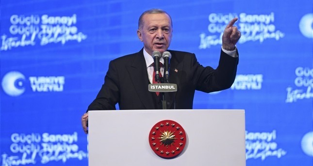 "أردوغان" يكذب مزاعم المعارضة حول عدد السوريين في تركيا