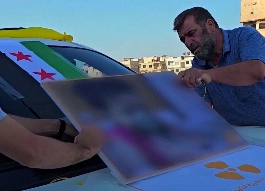 أهالي الغوطة يحيون ذكرى مجزرة الكيماوي في دمشق بوقفة ومسيرات