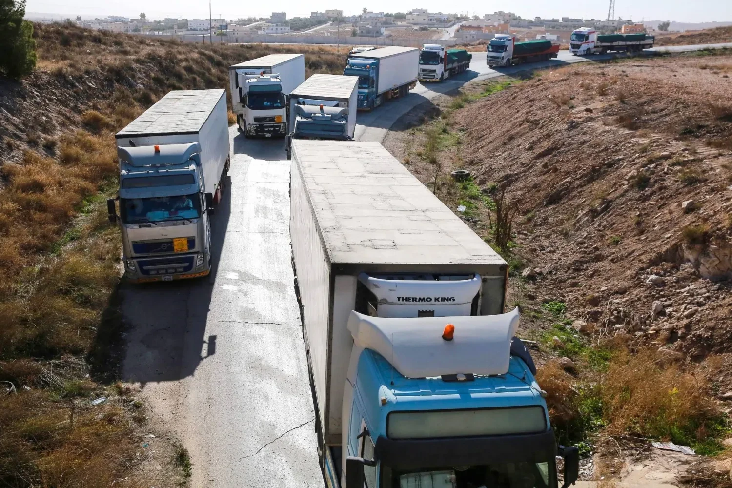 على مدار اليوم..الأردن يعلن فتح معبر جابر/نصيب الحدودي مع سوريا